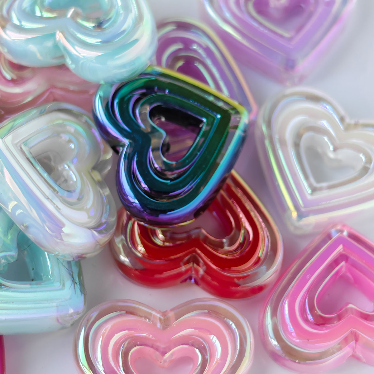 AA002 30pc / bag Acrylic Ab Color Heart-Shaped Diy Jewelry Beads, Random Colors, Great for Diy Pens ,Keychains