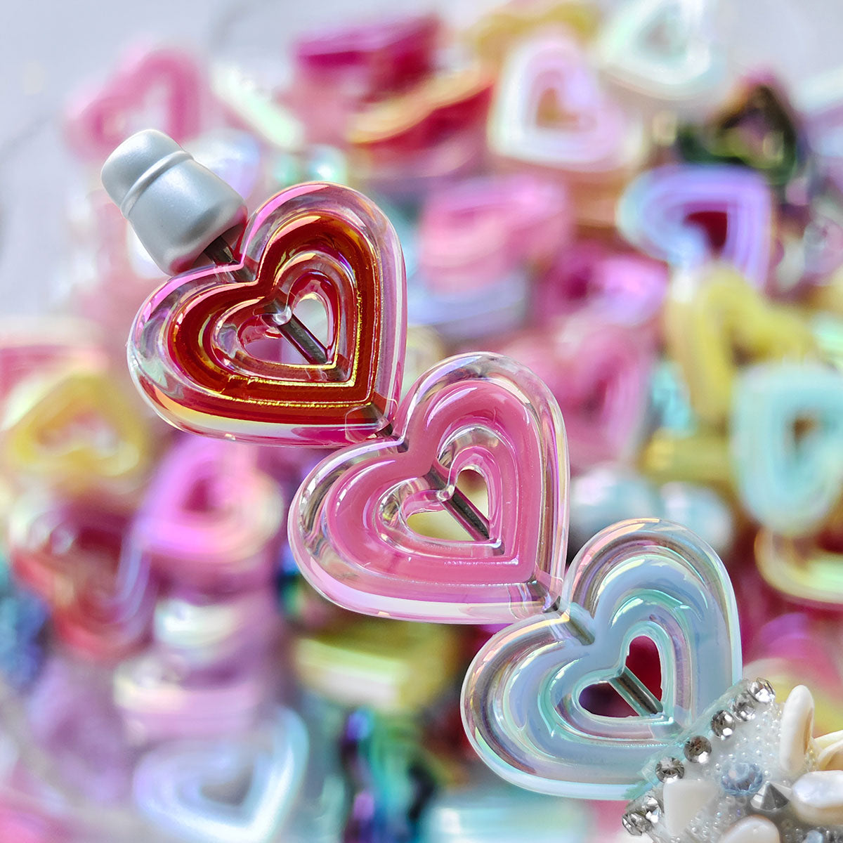 AA002 30pc / bag Acrylic Ab Color Heart-Shaped Diy Jewelry Beads, Random Colors, Great for Diy Pens ,Keychains