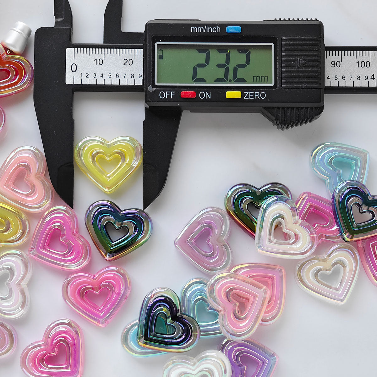 AA002 30pc / bag Acrylic Ab Color Heart-Shaped Diy Jewelry Beads, Random Colors, Great for Diy Pens ,Keychains