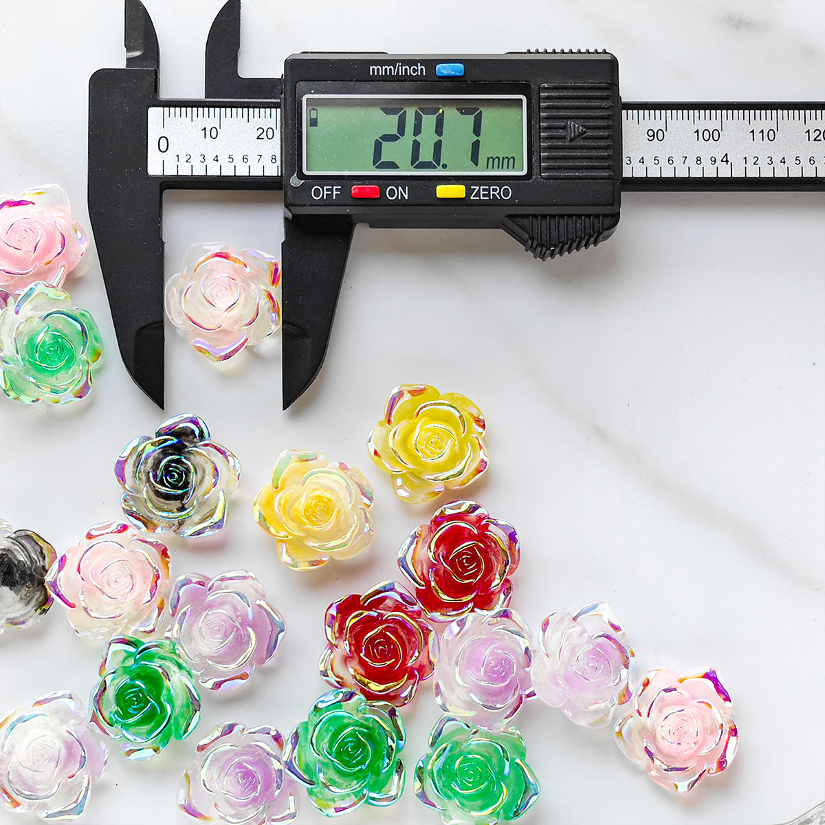 AA006 30pc/ bag Flower Series Daisies Roses flowers 3D Charms Patches Jewelry Ornament For Jewelry Making Hairwear Phone Shell Accessorie,Keychains