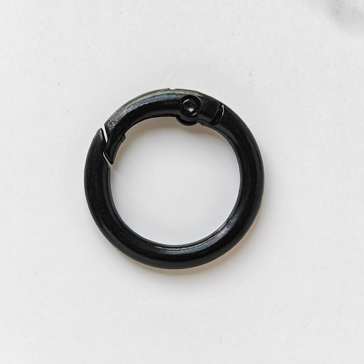 AAKey Rings Fashionable Alloy Colored Electroplated Round Ring Open Spring Clip Lobster Clasp DIY Keychain Bag Hook Mobile Phone Chain Connector, Suitable For Handmade Crafts