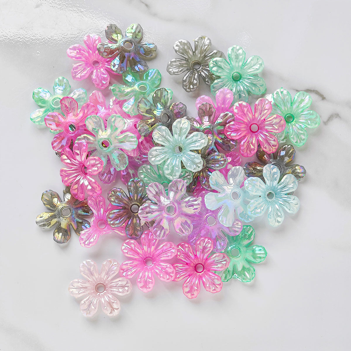 AA125 30pcs/Bag Acrylic Gold Foil 19mm Sakura Flower Petals With Gradient Colors And Gold Edges DIY Handmade Headwear Accessories, Suitable For DIY Hairpins, Phone Cases, Clothing Accessories, Key Rings And Jewelry Resin Materials Valentines