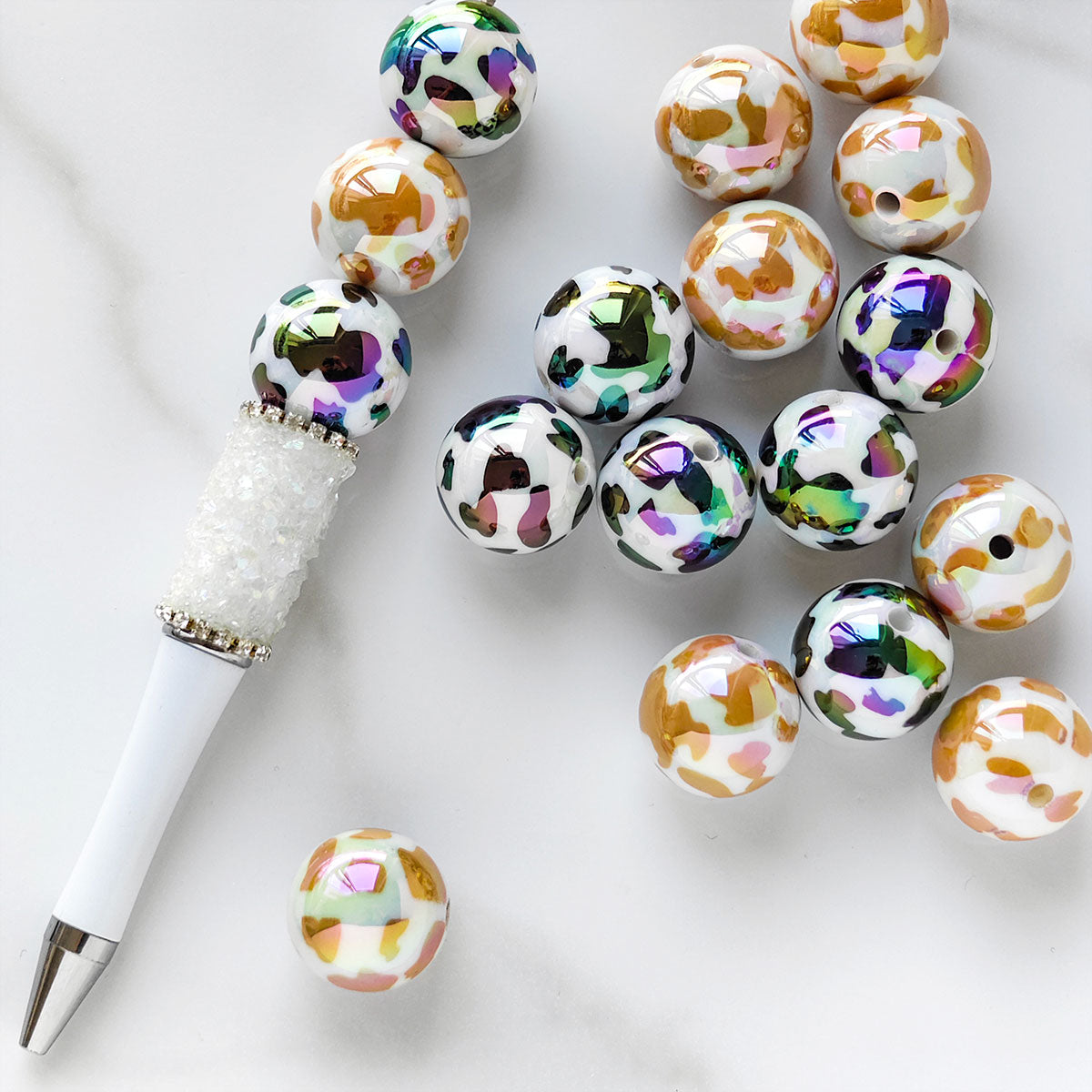 AA128 20pcs/Bag 20mm Cute cow Printed Beads, DIY Jewelry Making And Decorative Beads For Necklace, Bracelet, Phone Charm, Bag Decor