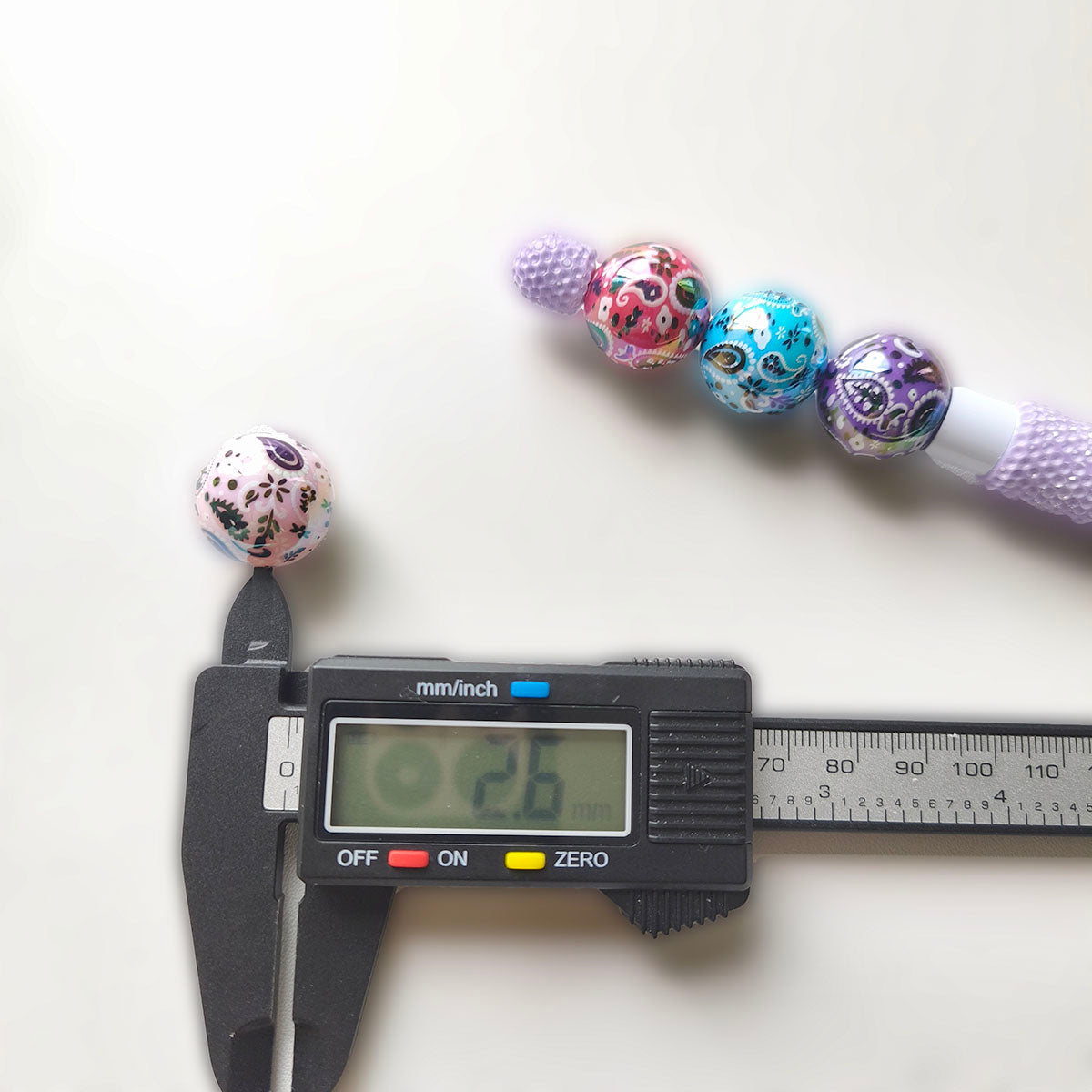 AA0162 25pcs/bag 20mm Acrylic Printed Colorful Straight-Hole Round Beads - DIY Accessories for Phone Straps, Keychains & Pen Decor