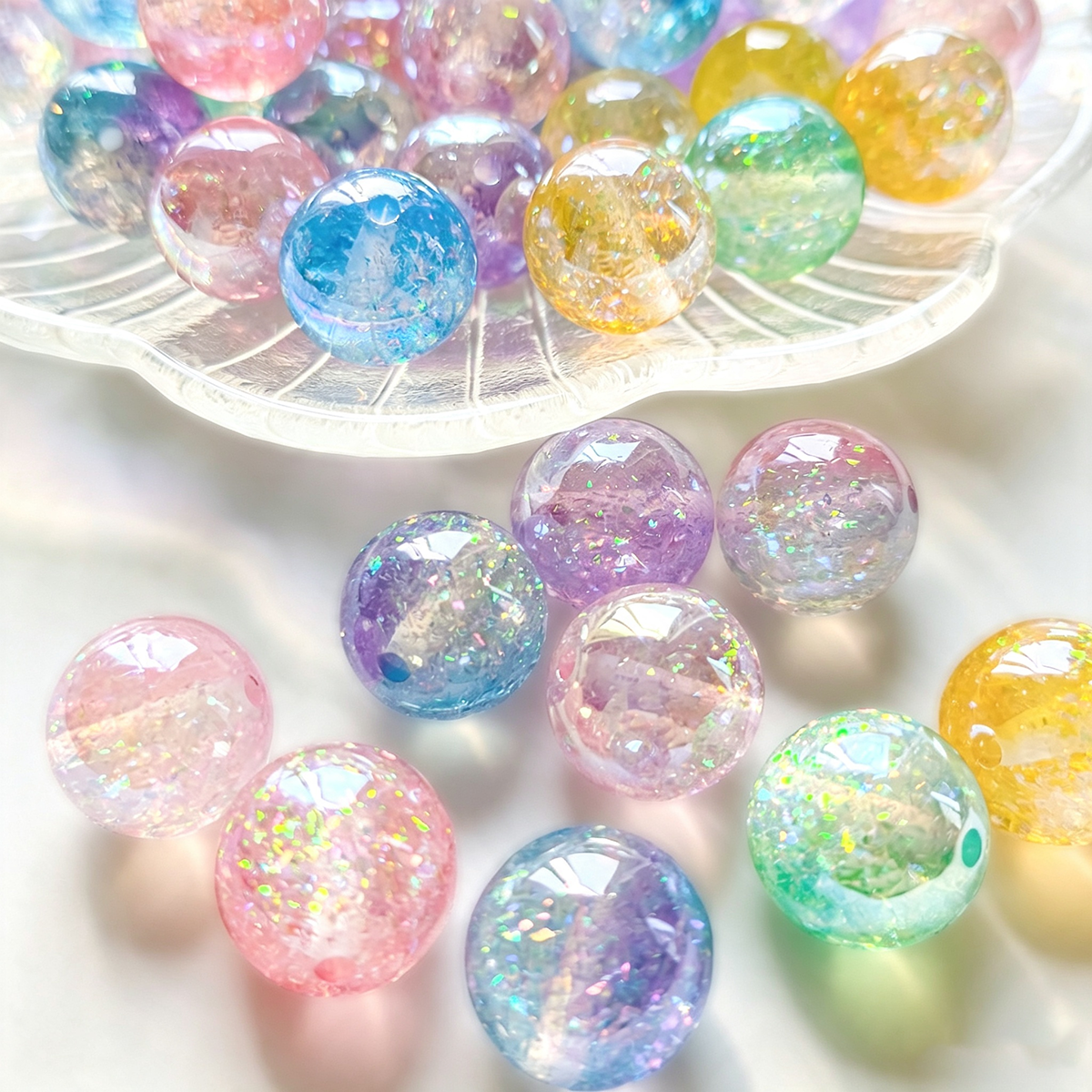 AA0214 12mm Iridescent Confetti Resin Round Loose Beads, Transparent Glitter Foil Straight Hole Beads for DIY Bracelets, Necklaces, Phone Charms & Keychain Jewelry Making