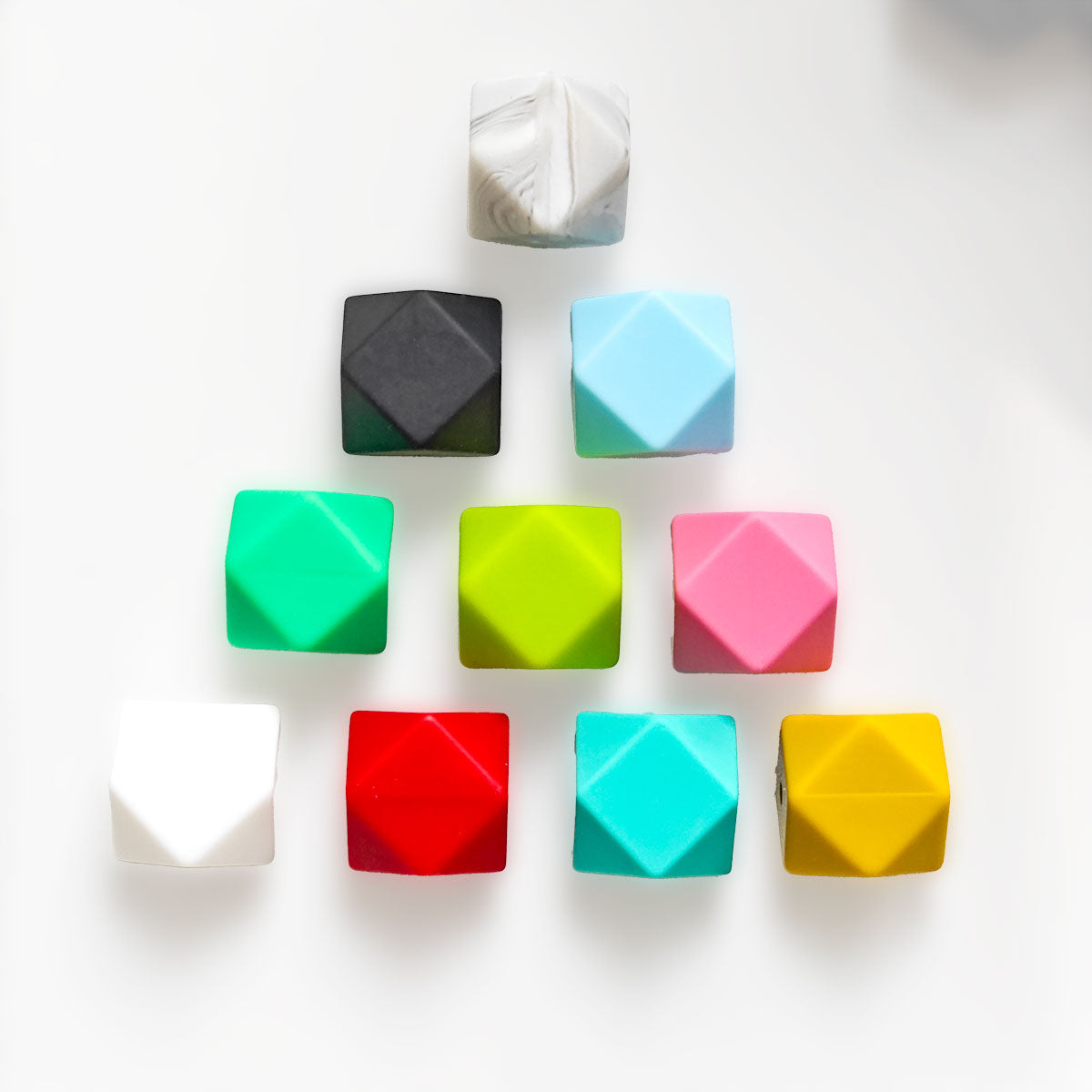 AA0139 25pcs/Pack 14-17mm Polygonal Silicone Beads DIY Keychain Bracelet Necklace Bag Pendant Jewelry Accessories