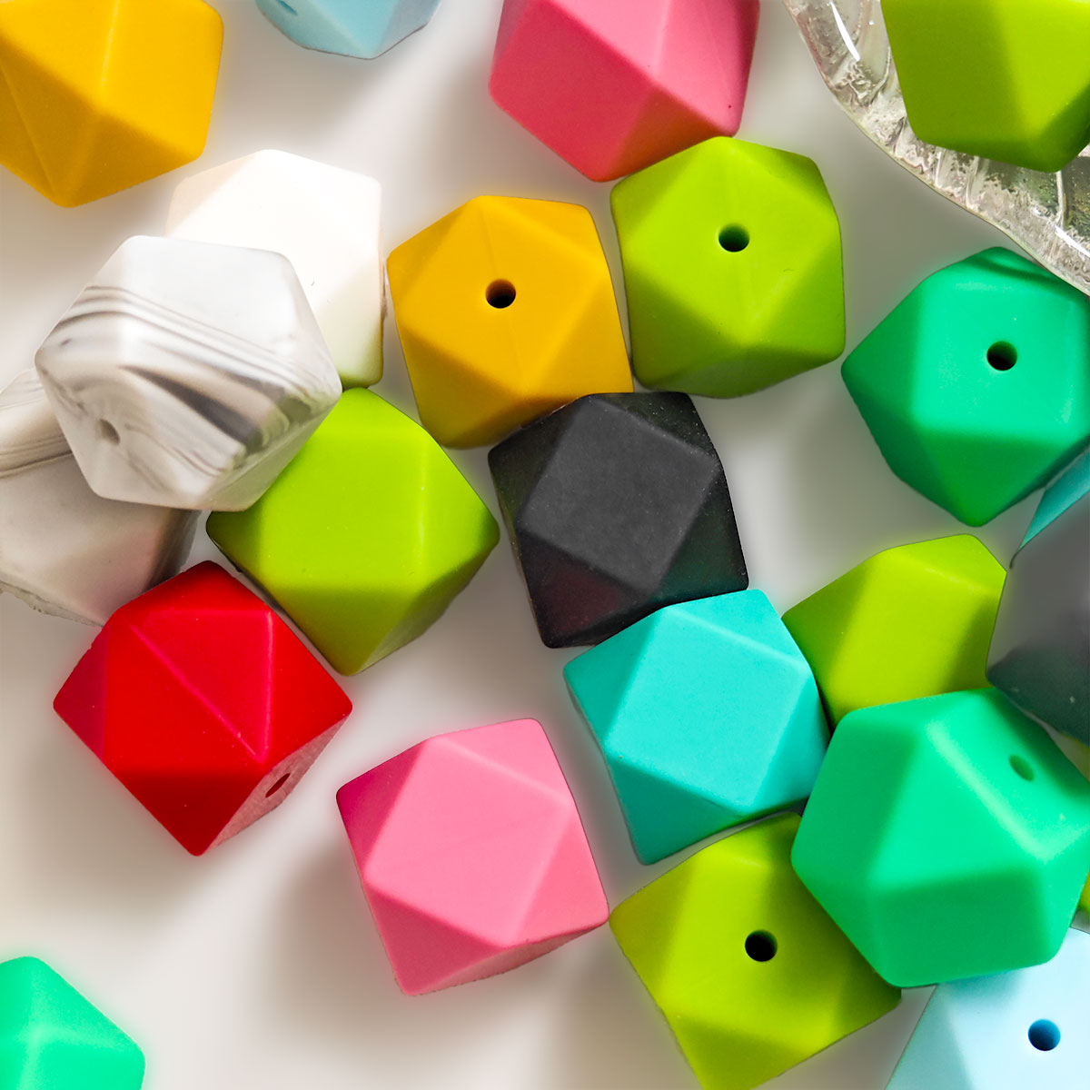 AA0139 25pcs/Pack 14-17mm Polygonal Silicone Beads DIY Keychain Bracelet Necklace Bag Pendant Jewelry Accessories