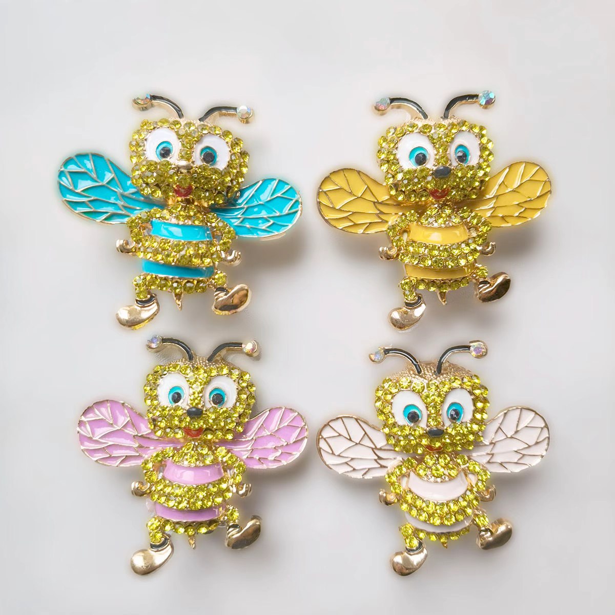 AA0153 Eco-Friendly Cute Cartoon Rhinestone Bee Brooches - Multi-Wing Colors Lapel Pin Accessories for Coats & Blazers