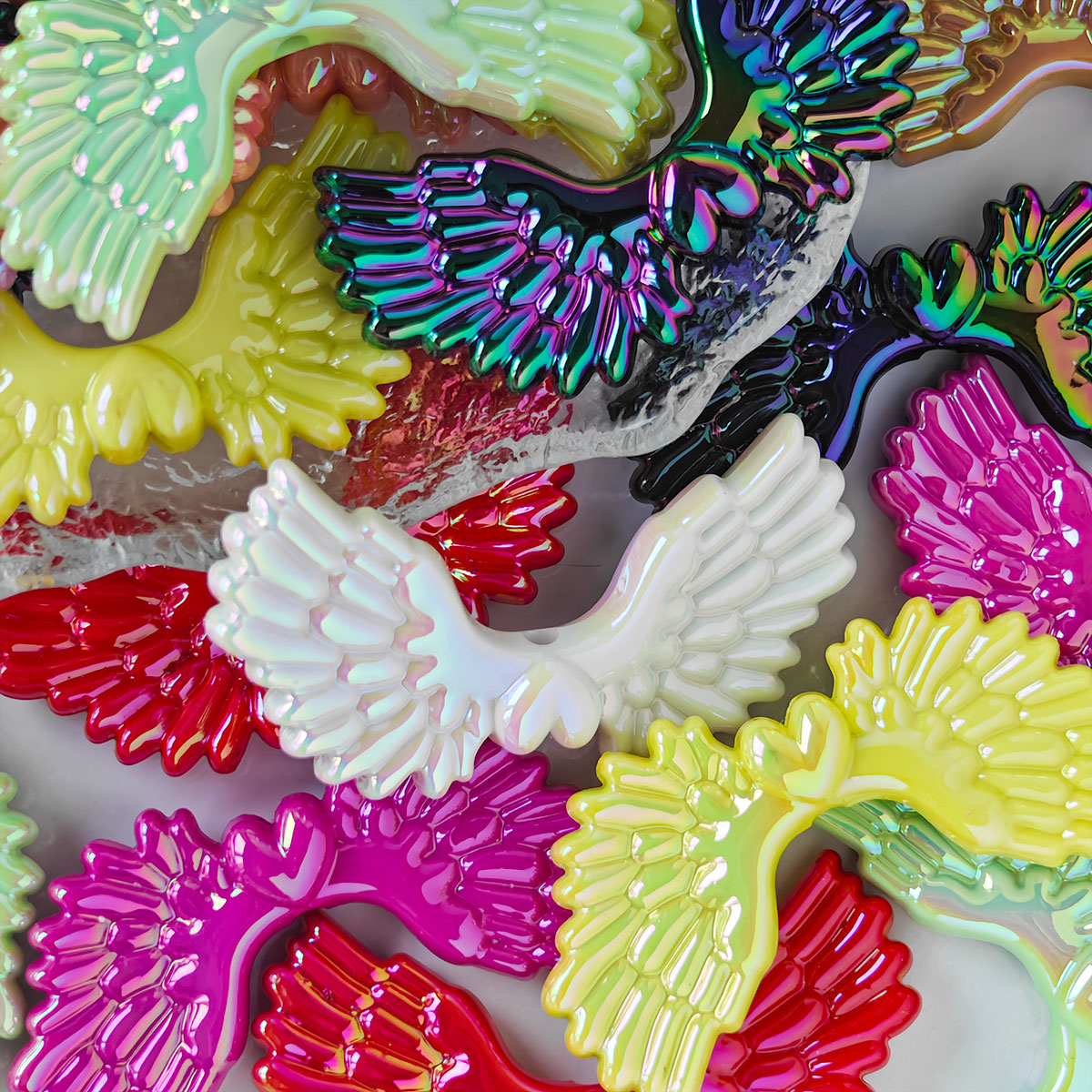 AA048 20pcs/Bag  Acrylic Wing Beads Suitable For DIY Jewelry - Great For Making Necklaces, Keychains, Phonechains, Shoes And Watch Accessories