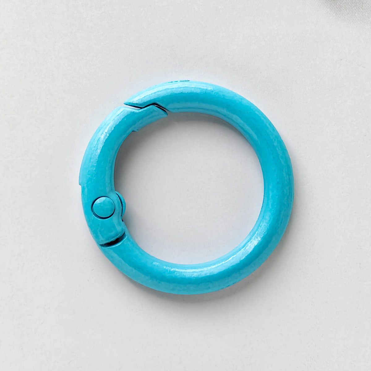 AAKey Rings  Fashionable Alloy Colored Electroplated Round Ring Open Spring Clip Lobster Clasp DIY Keychain Bag Hook Mobile Phone Chain Connector, Suitable For Handmade Crafts