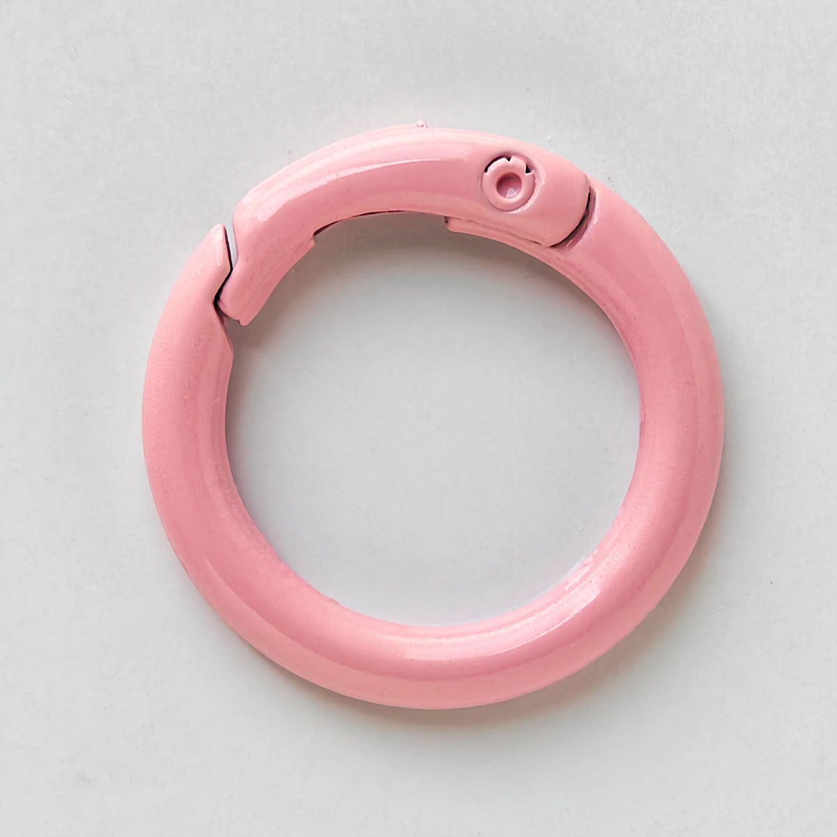 AAKey Rings  Fashionable Alloy Colored Electroplated Round Ring Open Spring Clip Lobster Clasp DIY Keychain Bag Hook Mobile Phone Chain Connector, Suitable For Handmade Crafts