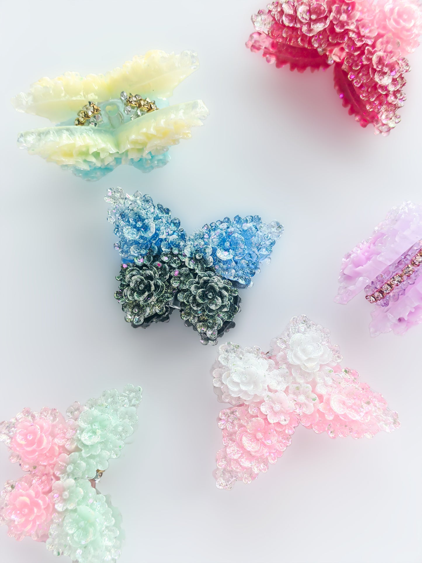 C52054 fancy beads,resin gradient color butterfly Suitable For Bead Pens, Mobile Phone Pendants, Key Chains And Bags DIY Jewelry Craft Accessories