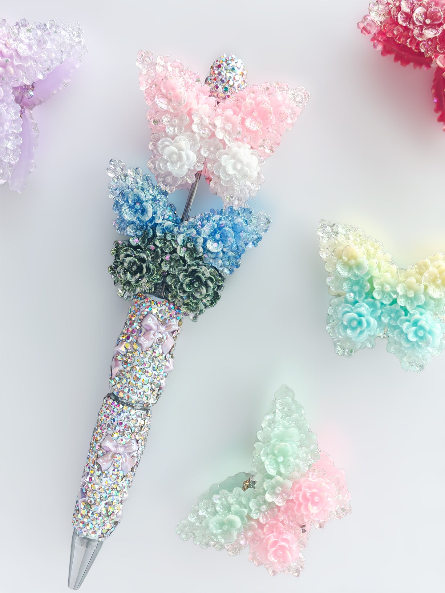 C52054 fancy beads,resin gradient color butterfly Suitable For Bead Pens, Mobile Phone Pendants, Key Chains And Bags DIY Jewelry Craft Accessories