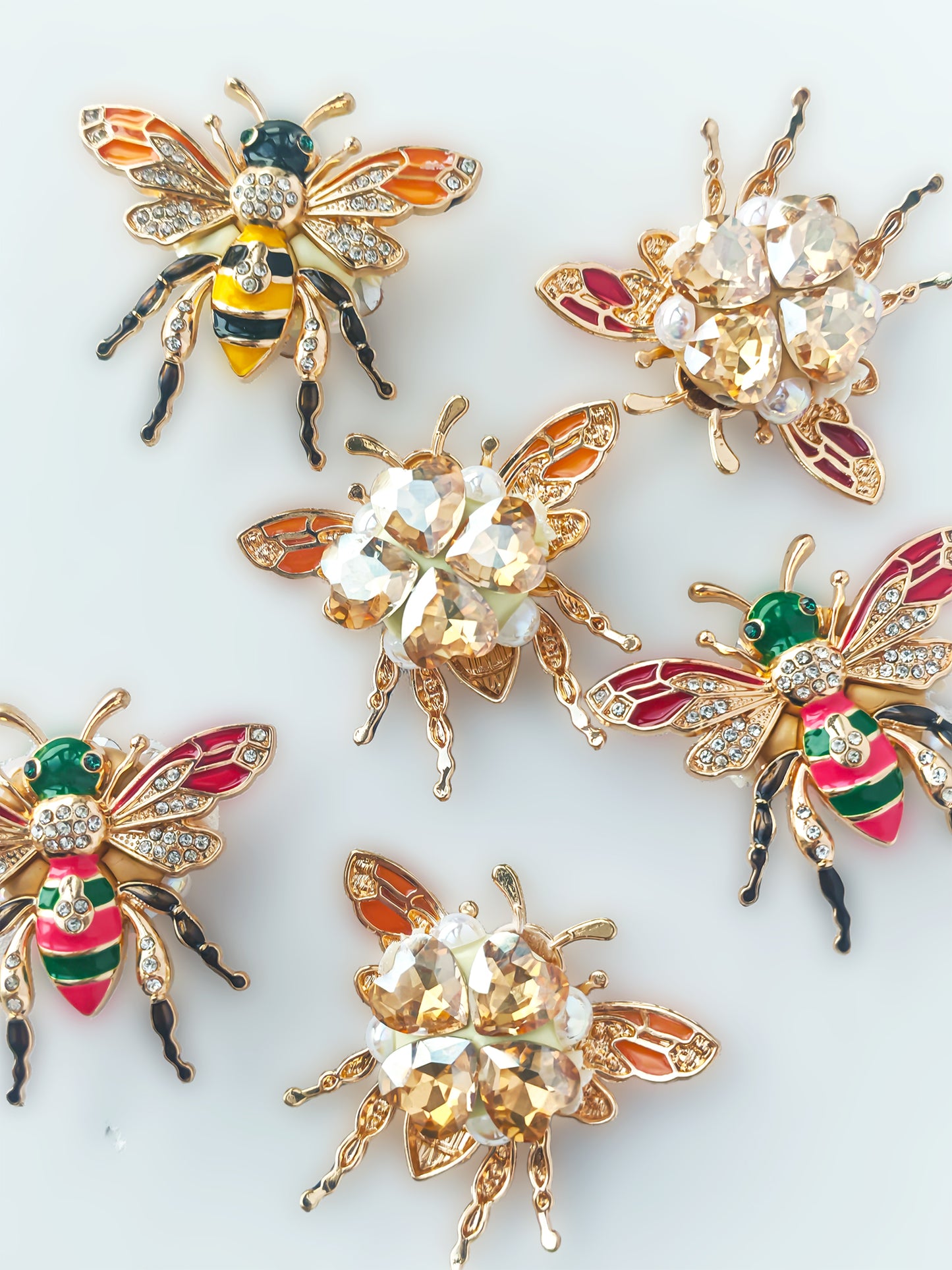 C52061  Metal Diamond Engraved Little Bee DIY Jewelry Making Craft Accessories, Fashion Decorative Beads For Pen, Keychain, Backpack Charm & Women's Creative Gifts