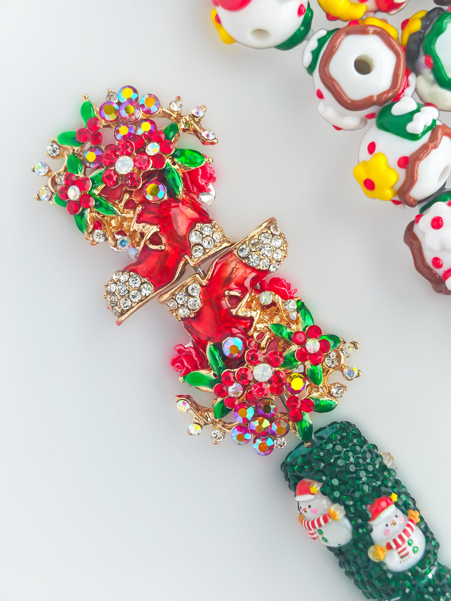 C52065 Metal Creative Christmas Boots, Beadable For Pens Bulk DIY Pens Making Kit Cute Christmas Beads For Crafts Assorted Bead Pens DIY Bead Pen For Office DIY Supplies Gift