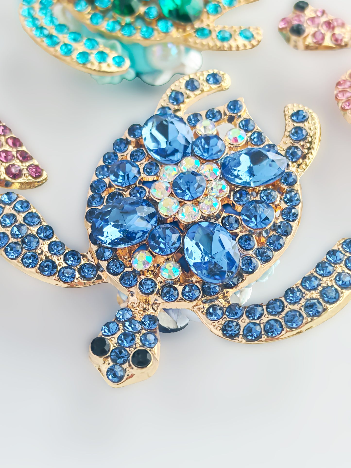 C52066 Metal Creative Diamond-Encrusted Turtle, Zircon Turtle Perforated Jewelry Suitable For Bead Pens, Mobile Phone Pendants, Key Chains And Bags DIY Jewelry Craft Accessories