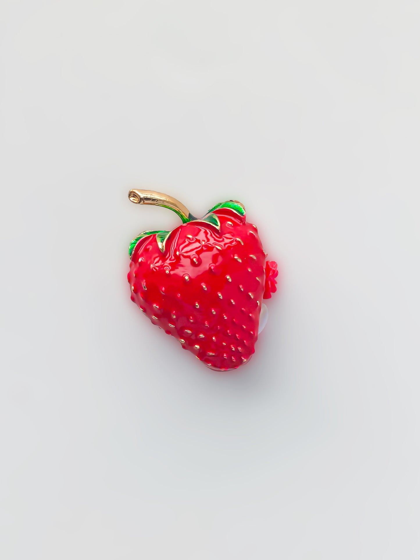 C52070 Metal Little Strawberry, Fruit shapes Suitable For Bead Pens, Mobile Phone Pendants, Key Chains And Bags DIY Jewelry Craft Accessories
