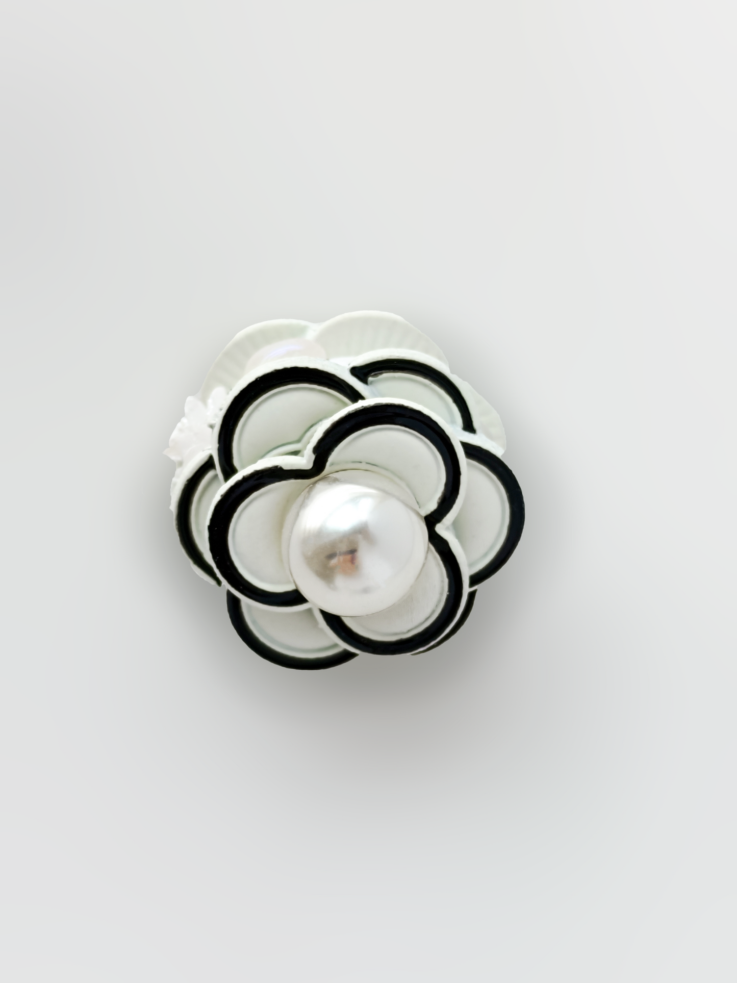 C52074 Metal Camellia, Chanel style equivalent Flower, Creative Retro Fashion Accessory Diy Pens Phone Chains