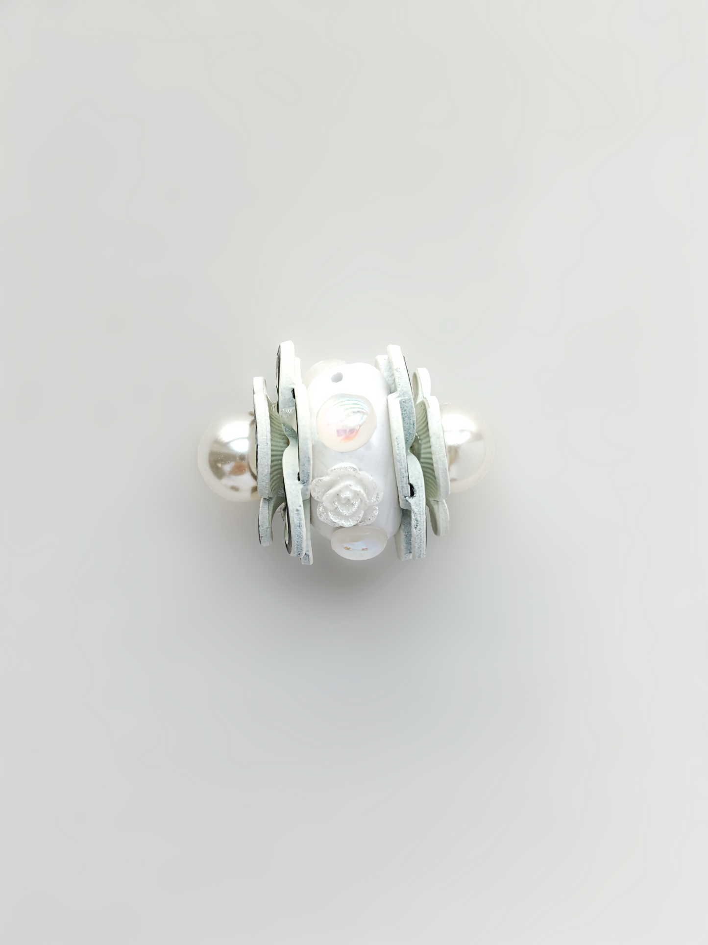 C52074 Metal Camellia, Chanel style equivalent Flower, Creative Retro Fashion Accessory Diy Pens Phone Chains