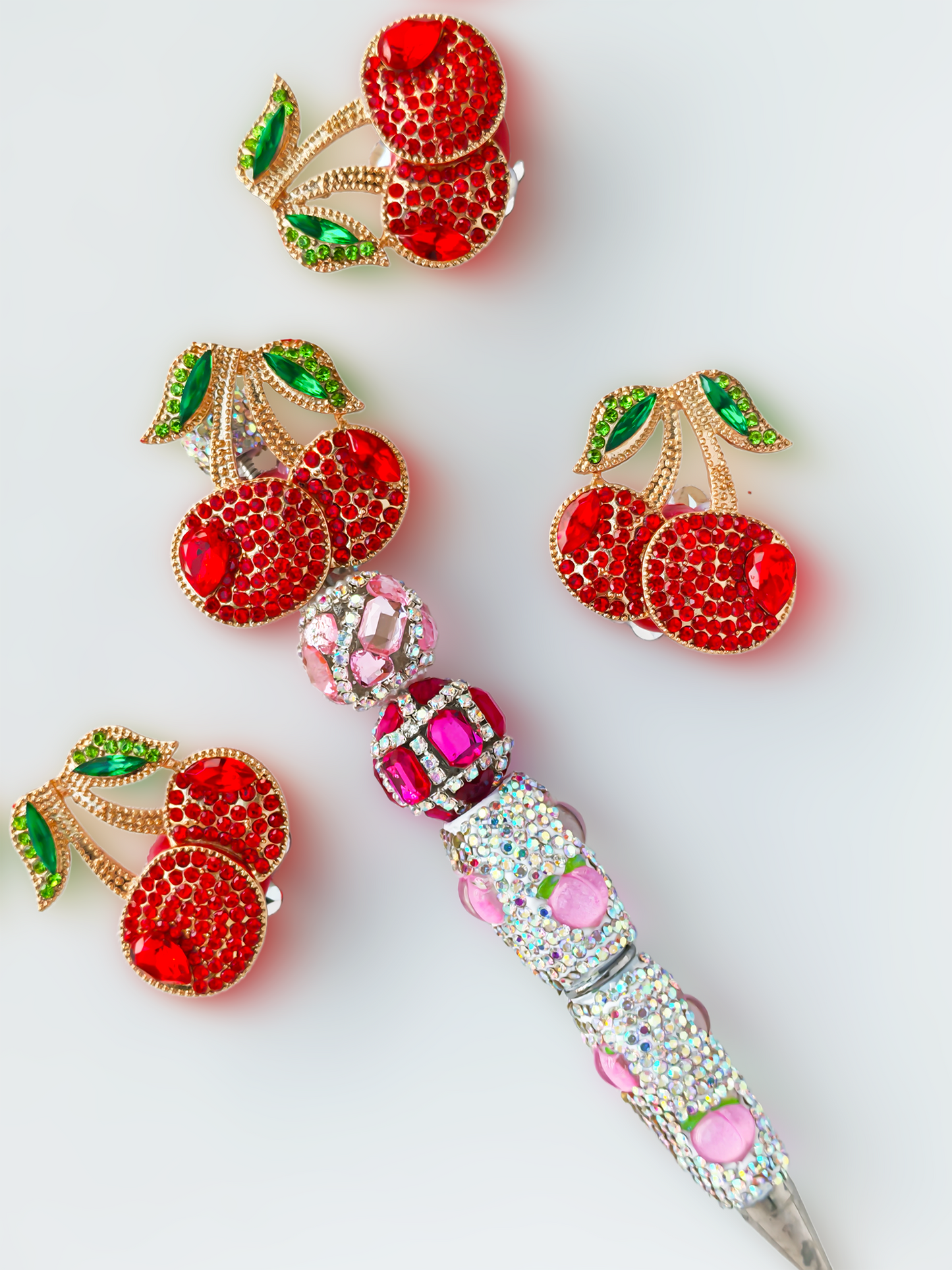 C52076  Metal Cherry, Small fruit-shaped ornaments Suitable For Bead Pens, Mobile Phone Pendants, Key Chains And Bags DIY Jewelry Craft Accessories