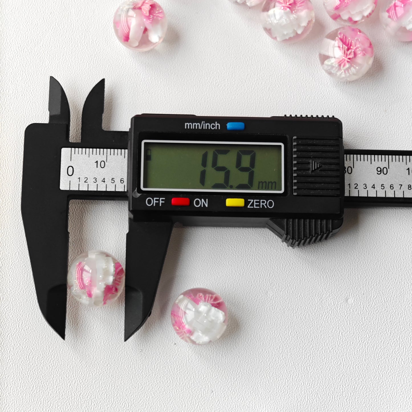 AA0131 Pink Transparent Beads, The Glass-covered Butterfly Suitable For DIY Hairpins, Phone Cases, Clothing Accessories, Key Rings And Jewelry Resin Materials Valentines