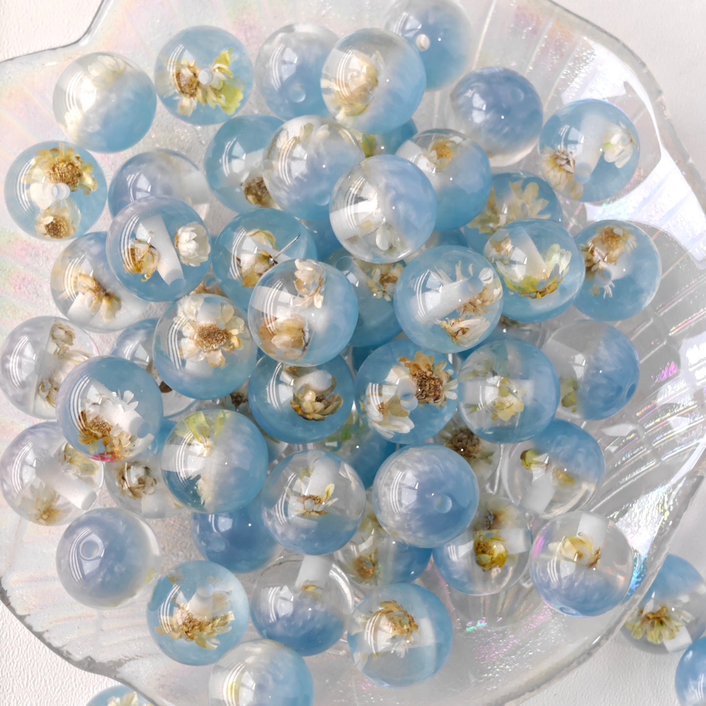 AA0132 Daisy and Microecological Blue Beads, Suitable For DIY Jewelry, Making Necklaces, Keychains, Phonechains, Shoes And Watch Accessories