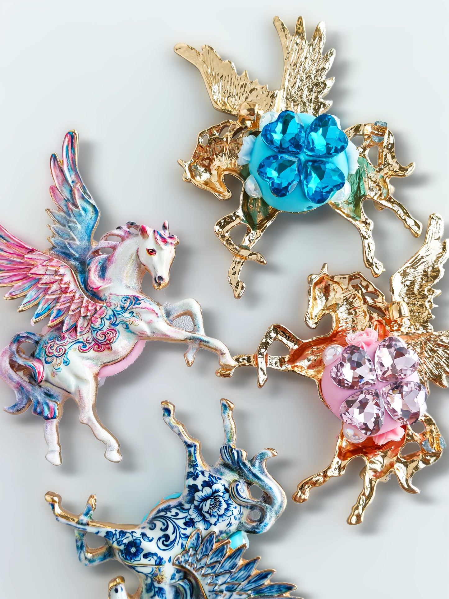 C52086 Greek-Style Flying Horse Metal，Suitable For Bead Pens, Mobile Phone Pendants, Key Chains And Bags DIY Jewelry Craft Accessories