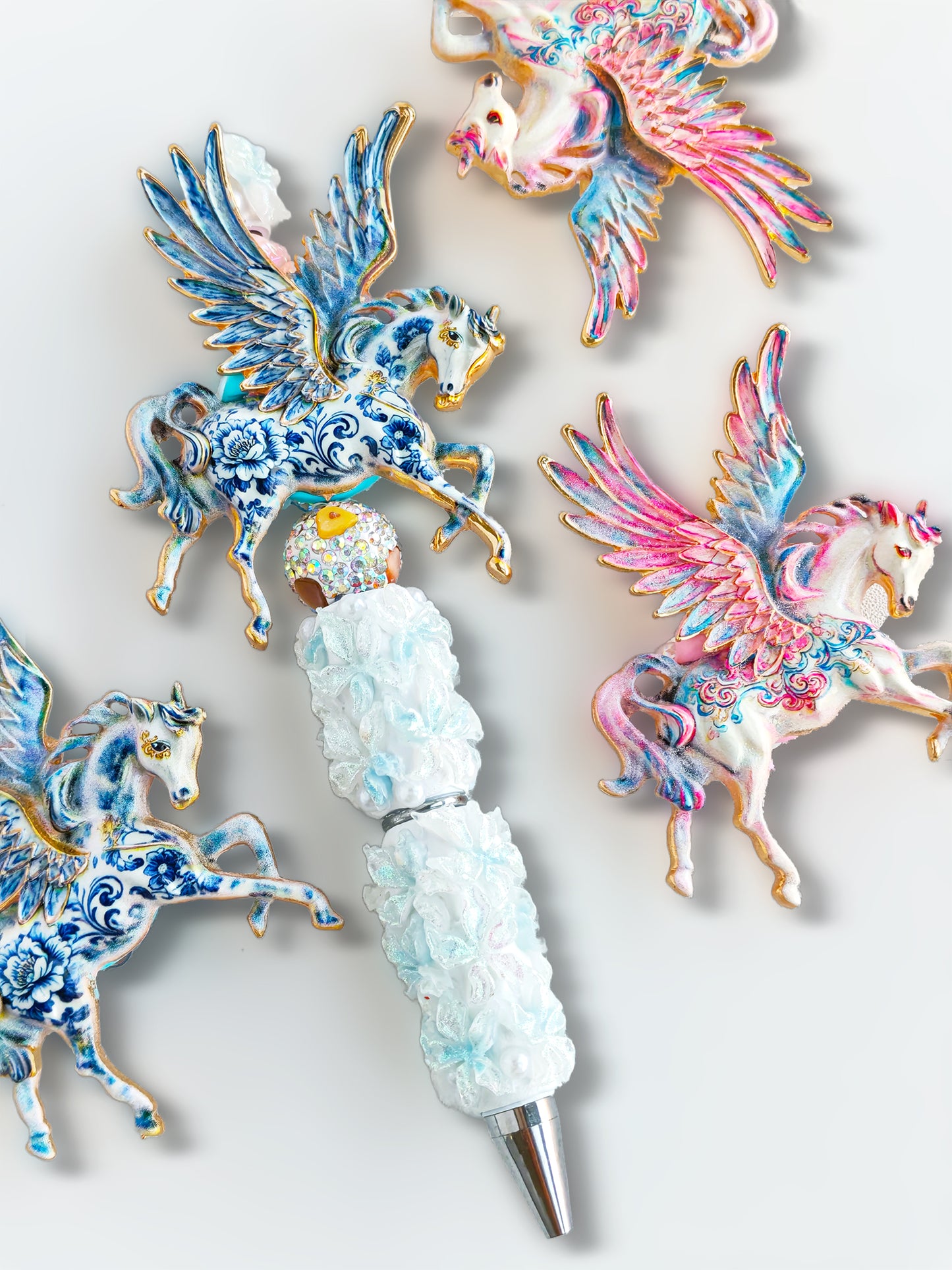 C52086 Greek-Style Flying Horse Metal，Suitable For Bead Pens, Mobile Phone Pendants, Key Chains And Bags DIY Jewelry Craft Accessories