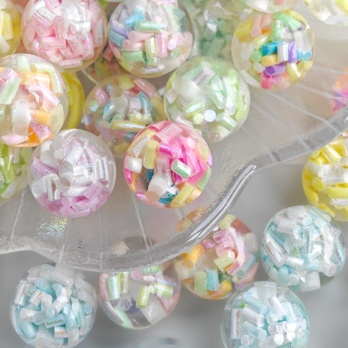 AA0135 Pastel Confetti Resin Beads, Bestseller&nbsp;Craft Essentials Suitable For Necklace, Bracelet, Phone Chain, Bag Charms,&nbsp;Key-chain