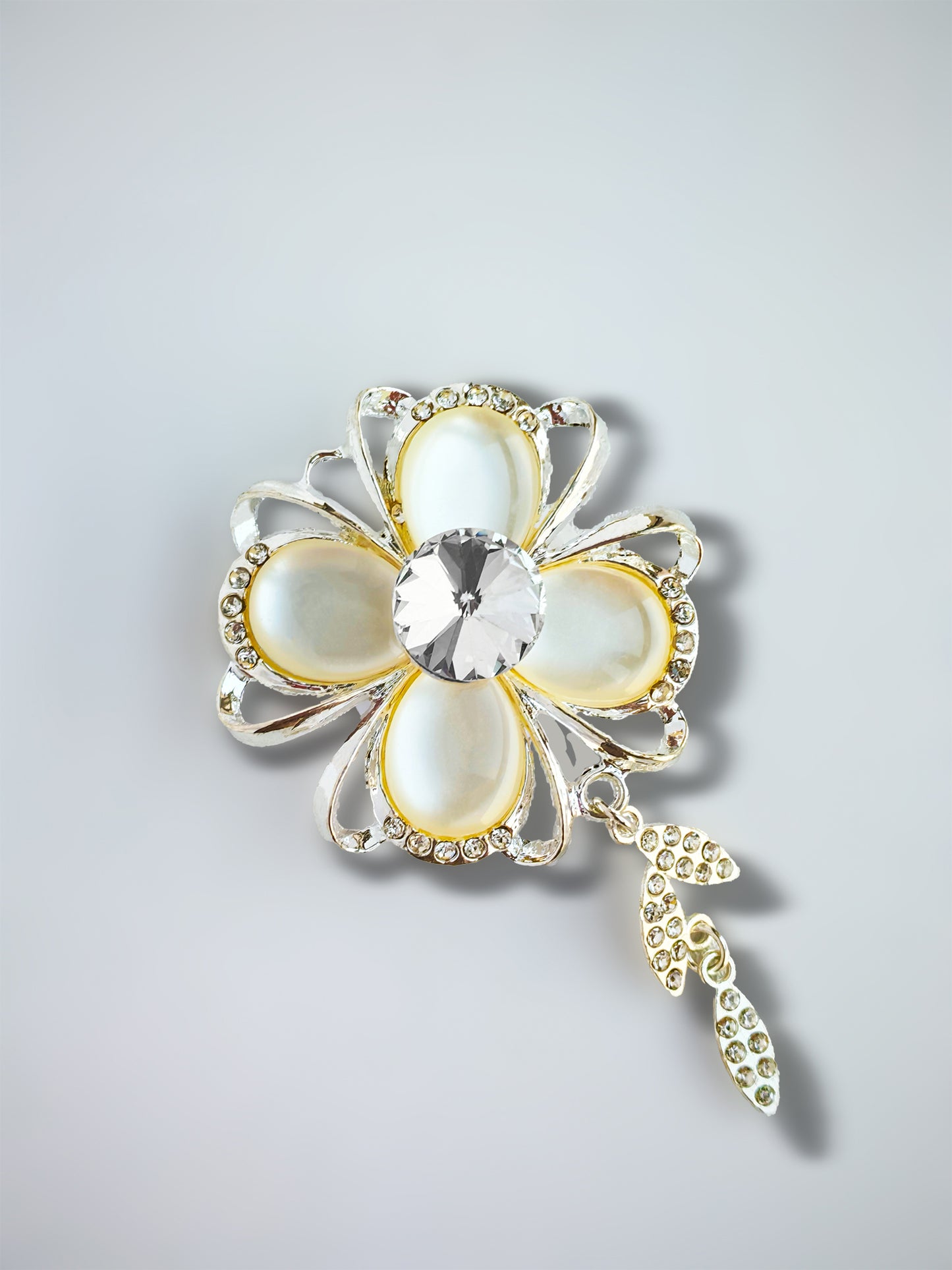 C52093 Metal Four-Petaled Pendant Jewelry, Gem Flower Suitable For DIY Pens Making Beads For Crafts Assorted Bead Pens For Office DIY Gift