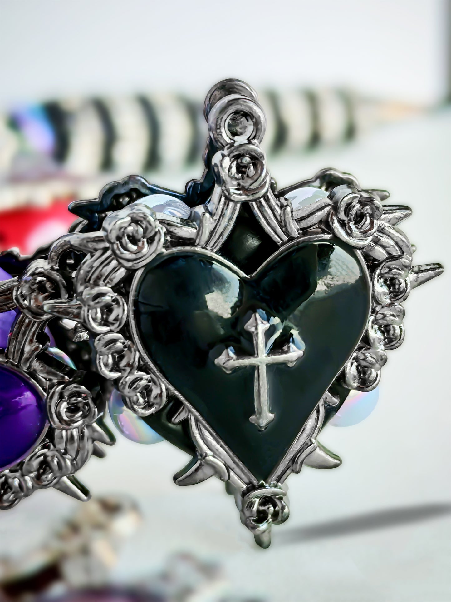 C52094 Metal Heart-Shaped Frame Cross Suitable For Bead Pens, Mobile Phone Pendants, Key Chains And Bags DIY Jewelry Craft Accessories