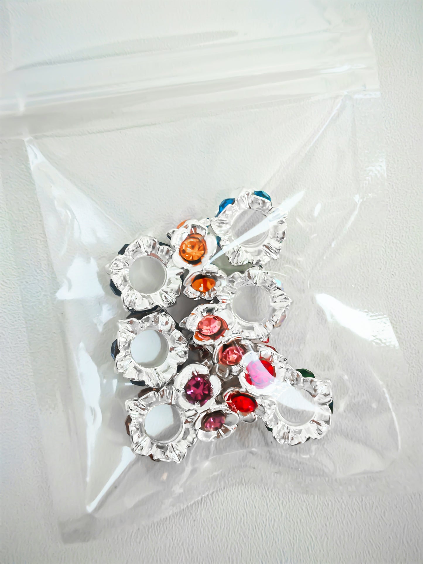 C52112 Handmade Large-Aperture Floral Ornaments Suitable For Bead Pens, Mobile Phone Pendants, Key Chains And Bags DIY Jewelry Craft Accessories