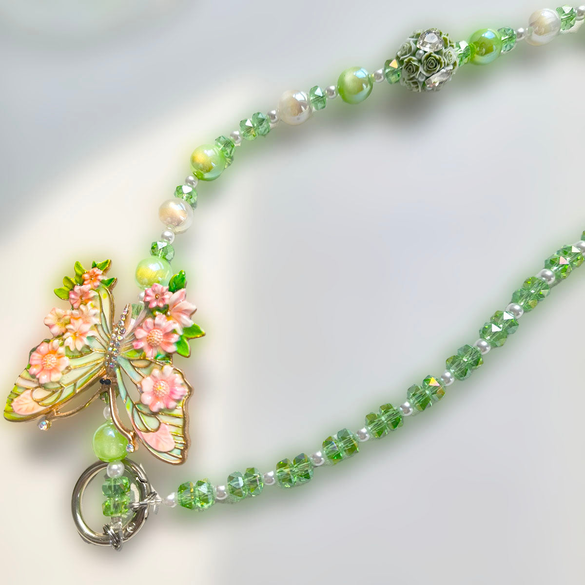 YA6001 Pastel Green Acrylic Bead & Floral Butterfly Pendant Necklace - Y2K Aesthetic Handmade Jewelry for Daily Wear & Gifts