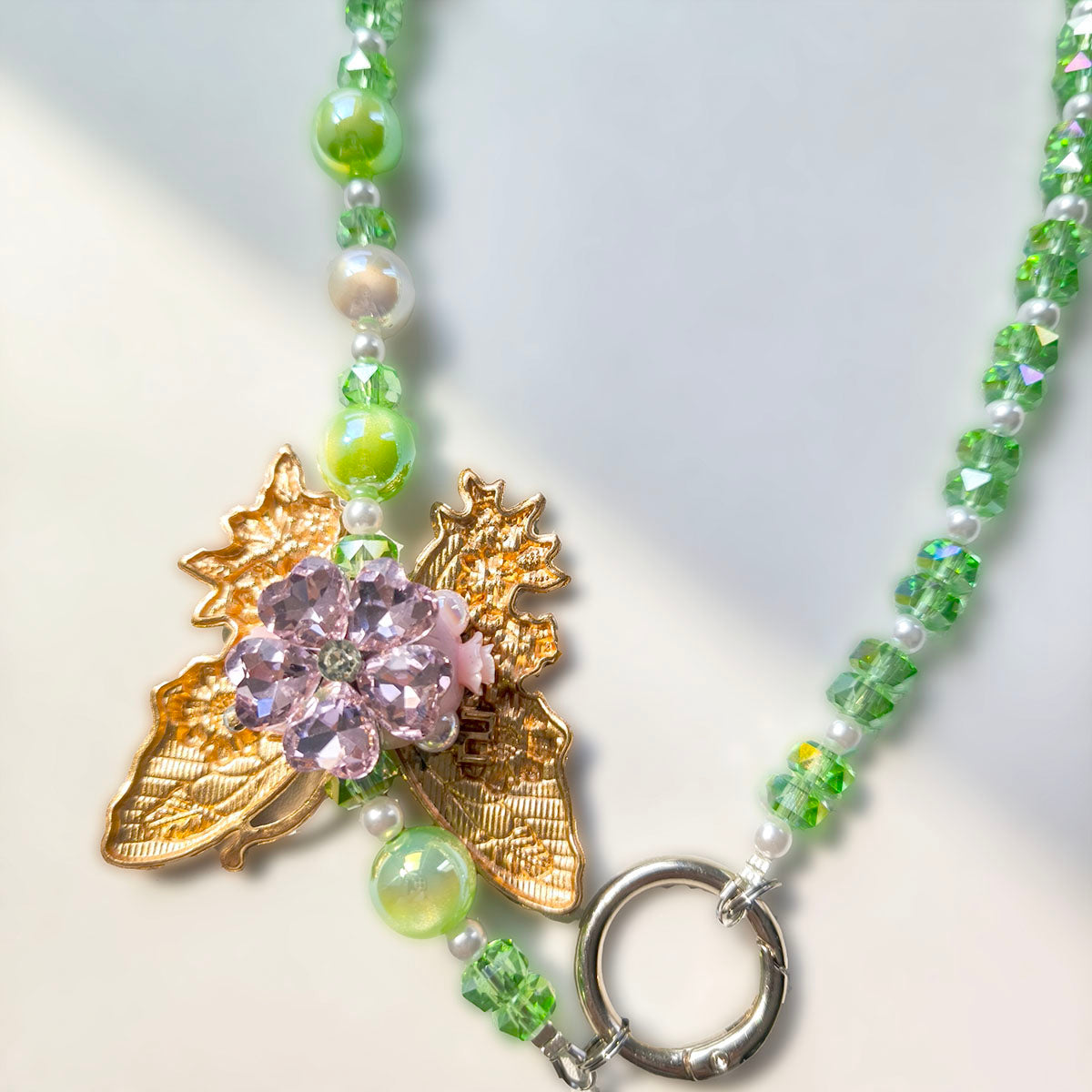 YA6001 Pastel Green Acrylic Bead & Floral Butterfly Pendant Necklace - Y2K Aesthetic Handmade Jewelry for Daily Wear & Gifts