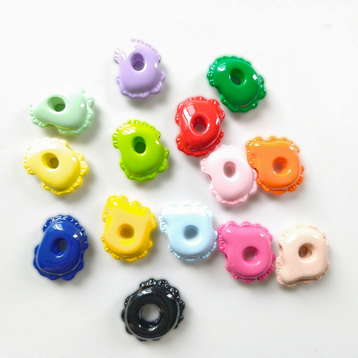 AA0155 Colorful Wave-Edged Acrylic Large-Hole Alphabet Beads - DIY Craft Beads for Jewelry, Bracelets & Handmade Accessories