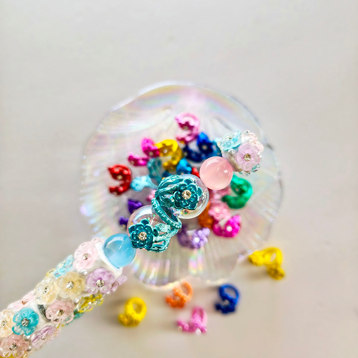 AA0179 15*29mm Painted Colorful Alloy Flower Spiral Beads - DIY Accessories for Beaded Pens, Keychains & Jewelry
