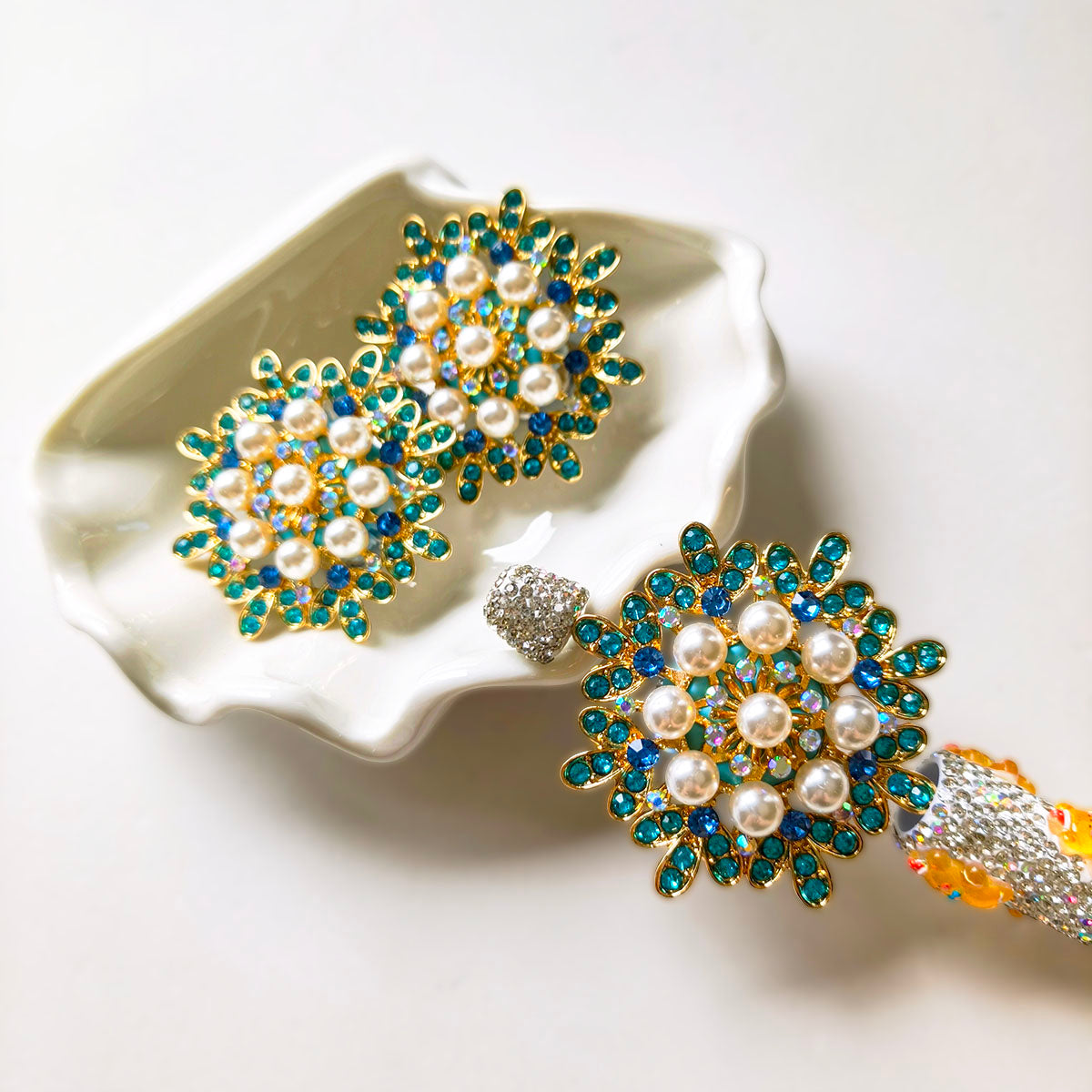 AA0181 Vintage Peacock Blue Rhinestone Pearl Flower Large Hole Beads - DIY Loose Beads for Pens, Bag Charms & Jewelry Making