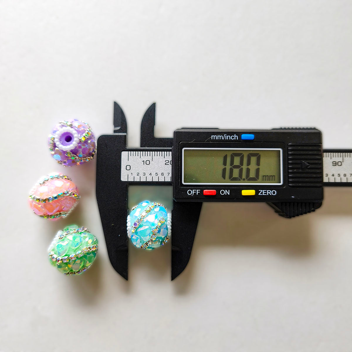 AA0192 Macaron Rhinestone Inlaid Resin Round Beads - DIY Accessories for Jewelry, Phone Straps & Pen Charms
