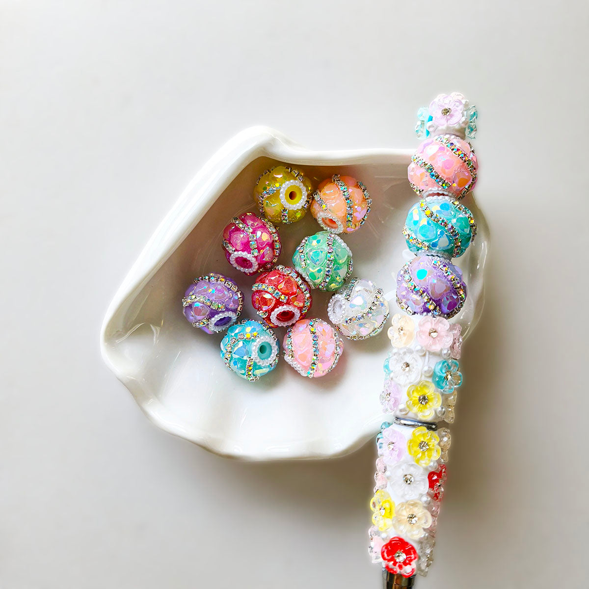 AA0192 Macaron Rhinestone Inlaid Resin Round Beads - DIY Accessories for Jewelry, Phone Straps & Pen Charms