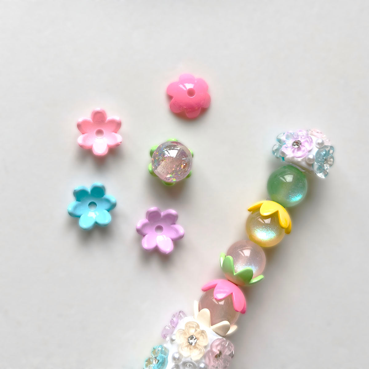 AA0194 Summer Dopamine Painted Bell Flower Bead Caps Acrylic Spacer Beads, DIY Craft Supplies for Phone Straps, Keychains & Jewelry Making