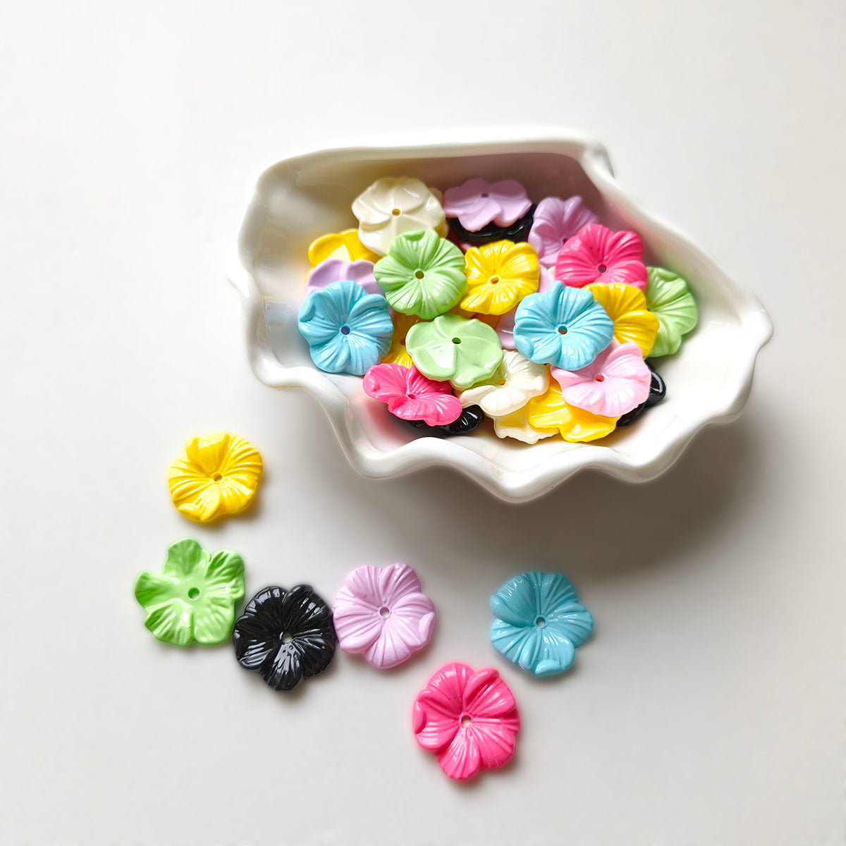 AA0197 Candy Color Smooth 5-Petal Flower Open-Hole Bead Caps, Acrylic Spacer Beads for DIY Bead Pens, Bracelets, Phone Straps, Keychain Jewelry Making