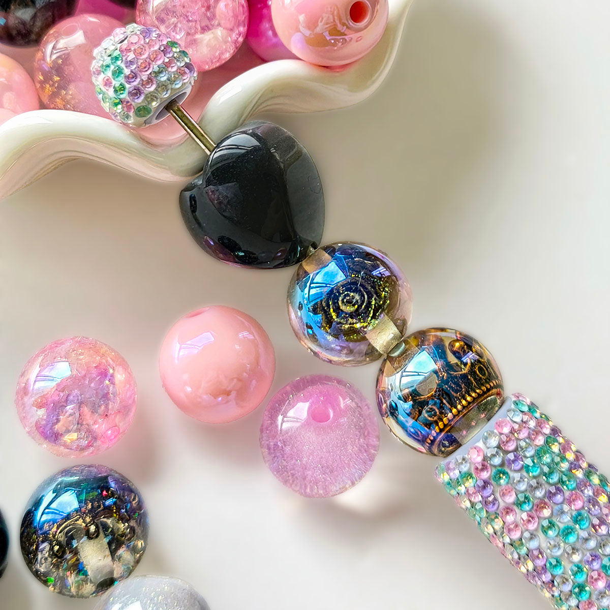 AA0212 16mm Mixed Color Series Transparent Iridescent Resin Round Loose Beads, Glitter Foil Straight Hole Spacer Beads for DIY Bead Pens, Bracelets & Keychains