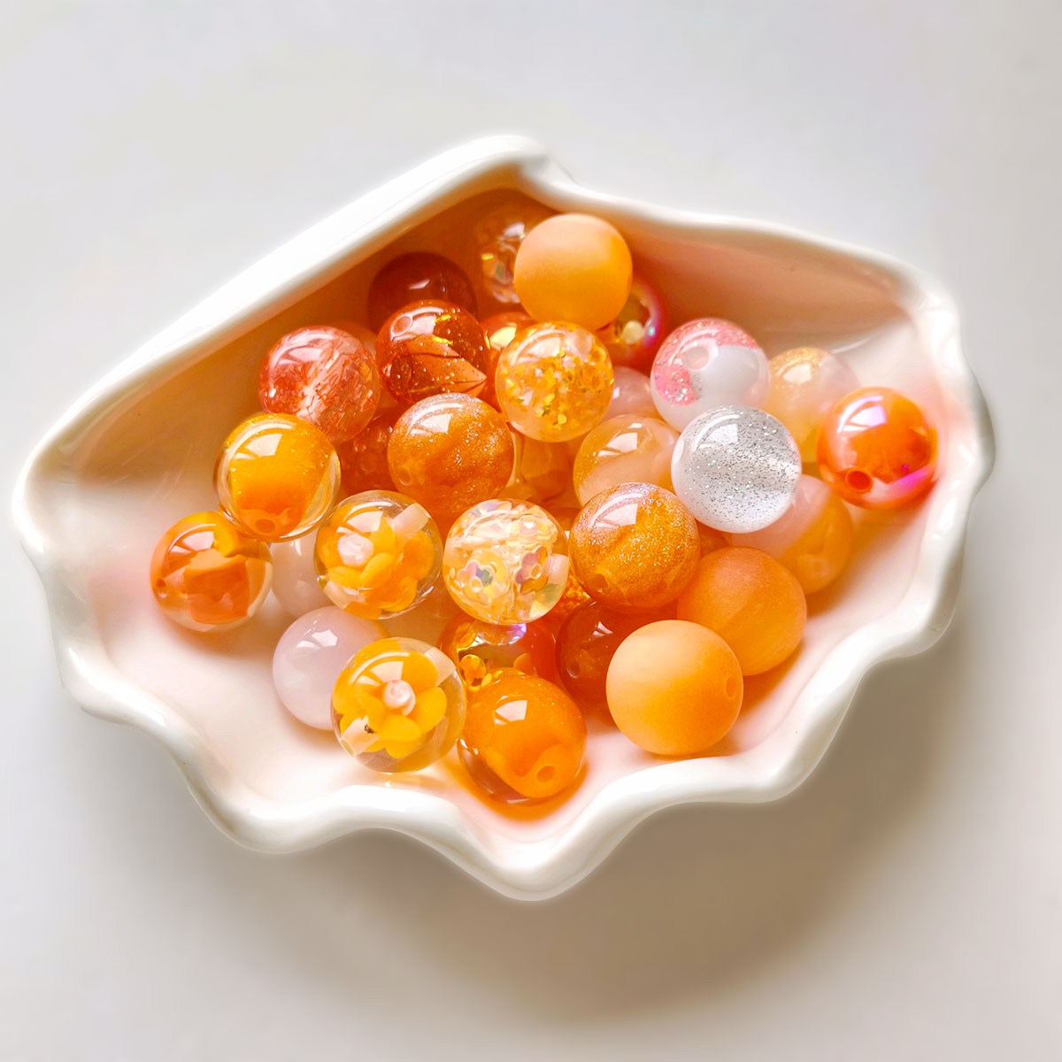 AA0212 16mm Mixed Color Series Transparent Iridescent Resin Round Loose Beads, Glitter Foil Straight Hole Spacer Beads for DIY Bead Pens, Bracelets & Keychains