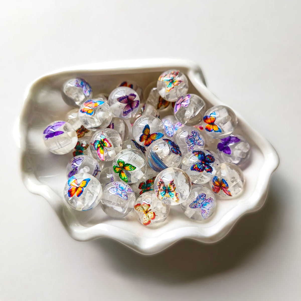 AA0211 16mm Clear Crackle Butterfly Print Resin Round Straight Hole Loose Beads, Colorful Butterfly DIY Spacer Accessories for Bead Pens, Bracelets & Keychains