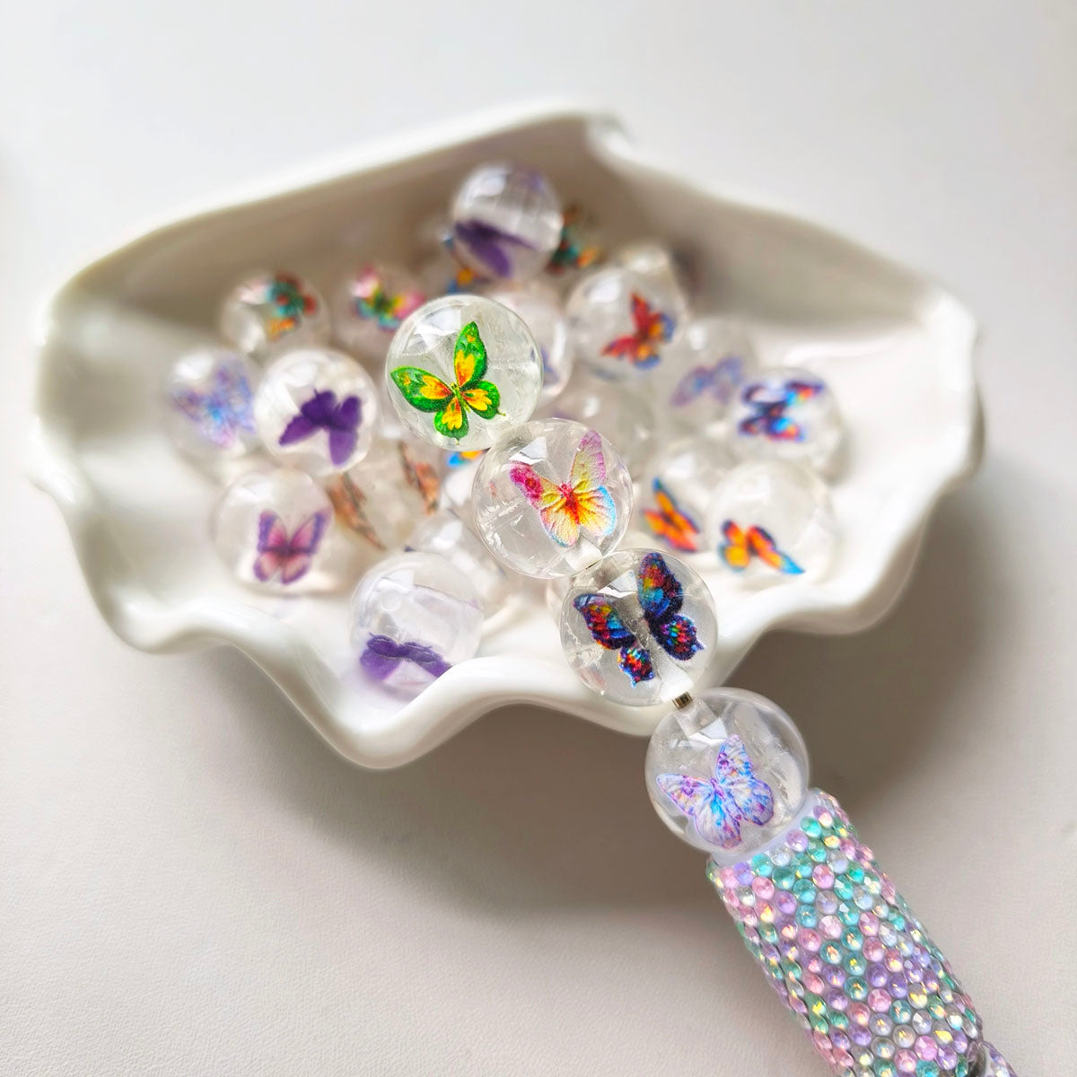AA0211 16mm Clear Crackle Butterfly Print Resin Round Straight Hole Loose Beads, Colorful Butterfly DIY Spacer Accessories for Bead Pens, Bracelets & Keychains