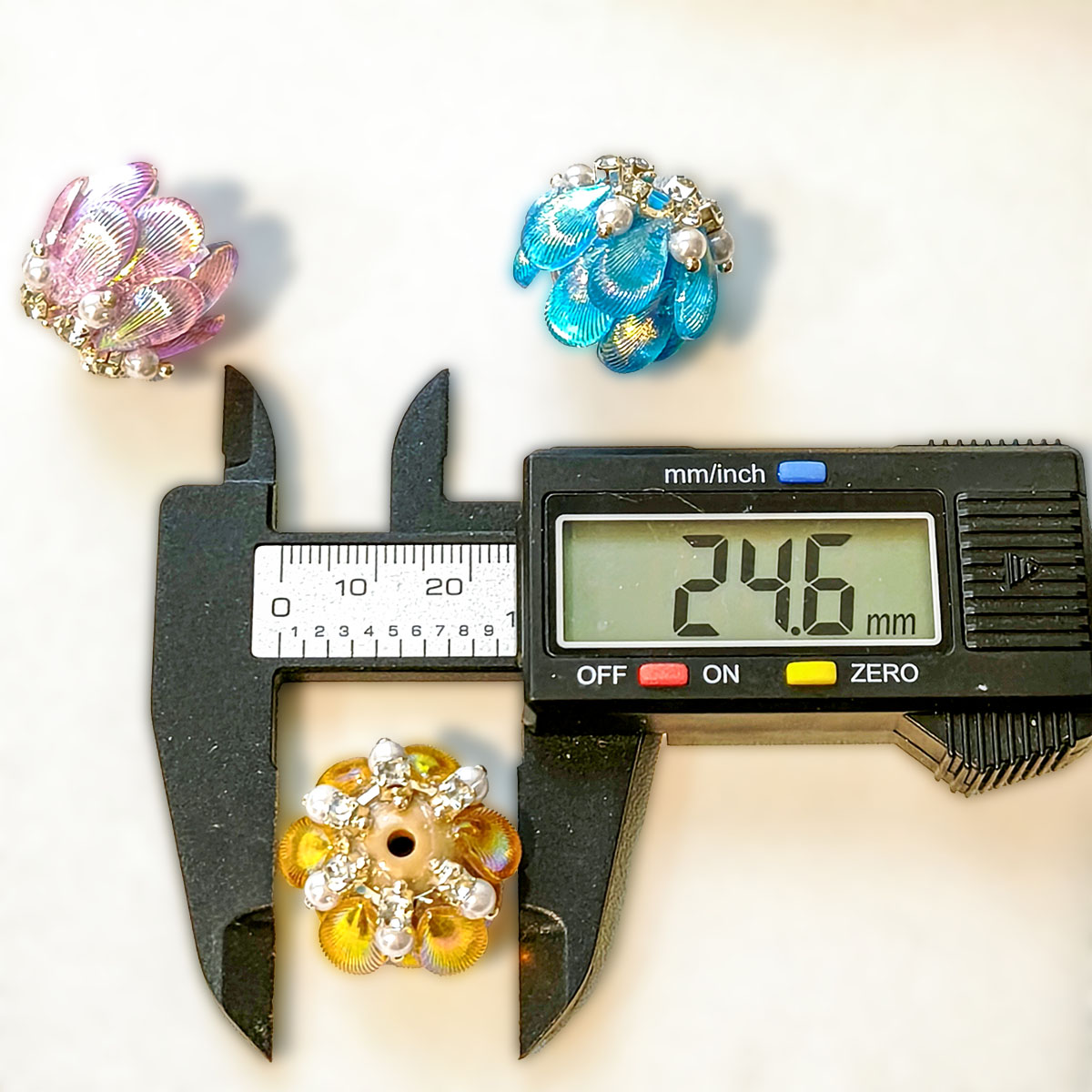 AA0223 Heavy-Duty Shimmer Gradient Lotus Lamp Open-Hole Flower Ball Beads - DIY Accessories for Bead Pens, Phone Straps, Keychains & Bag Charms