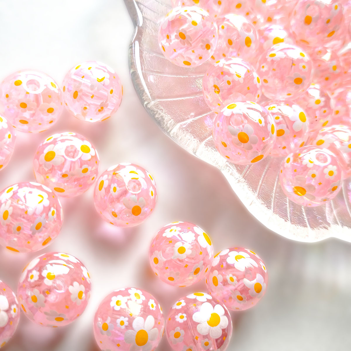 AA0226 16mm Transparent Pink Daisy Printed Straight Hole Round Beads, Loose Beads for DIY Bead Pens, Phone Straps, Keychains & Bracelet Jewelry Supplies