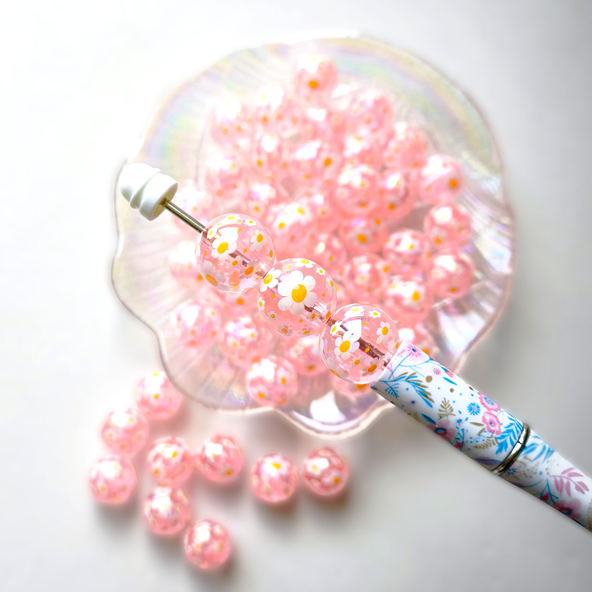 AA0226 16mm Transparent Pink Daisy Printed Straight Hole Round Beads, Loose Beads for DIY Bead Pens, Phone Straps, Keychains & Bracelet Jewelry Supplies
