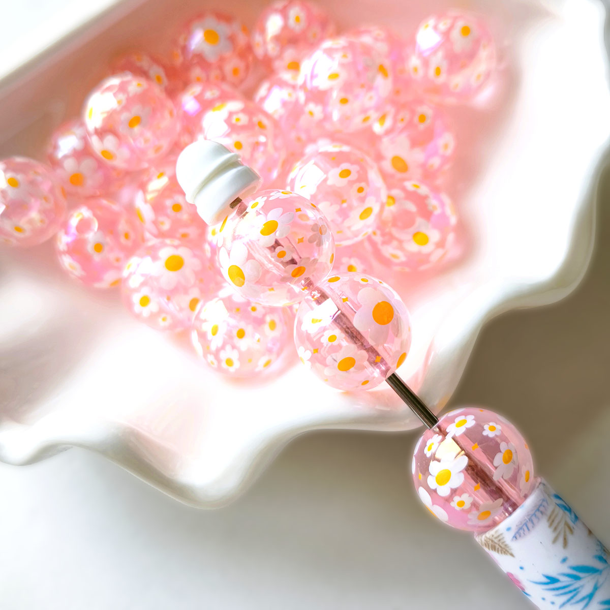 AA0226 16mm Transparent Pink Daisy Printed Straight Hole Round Beads, Loose Beads for DIY Bead Pens, Phone Straps, Keychains & Bracelet Jewelry Supplies