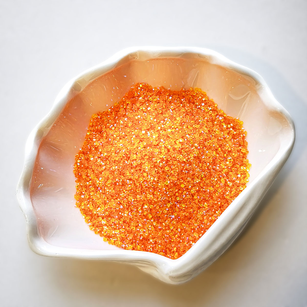 AA0227 Resin Pointed Bottom Aurora Sugar Rhinestones, Mini Iridescent Confetti Crystals for DIY Nail Art, Epoxy Resin, Cream Glue Phone Case & Jewelry Filler Supplies